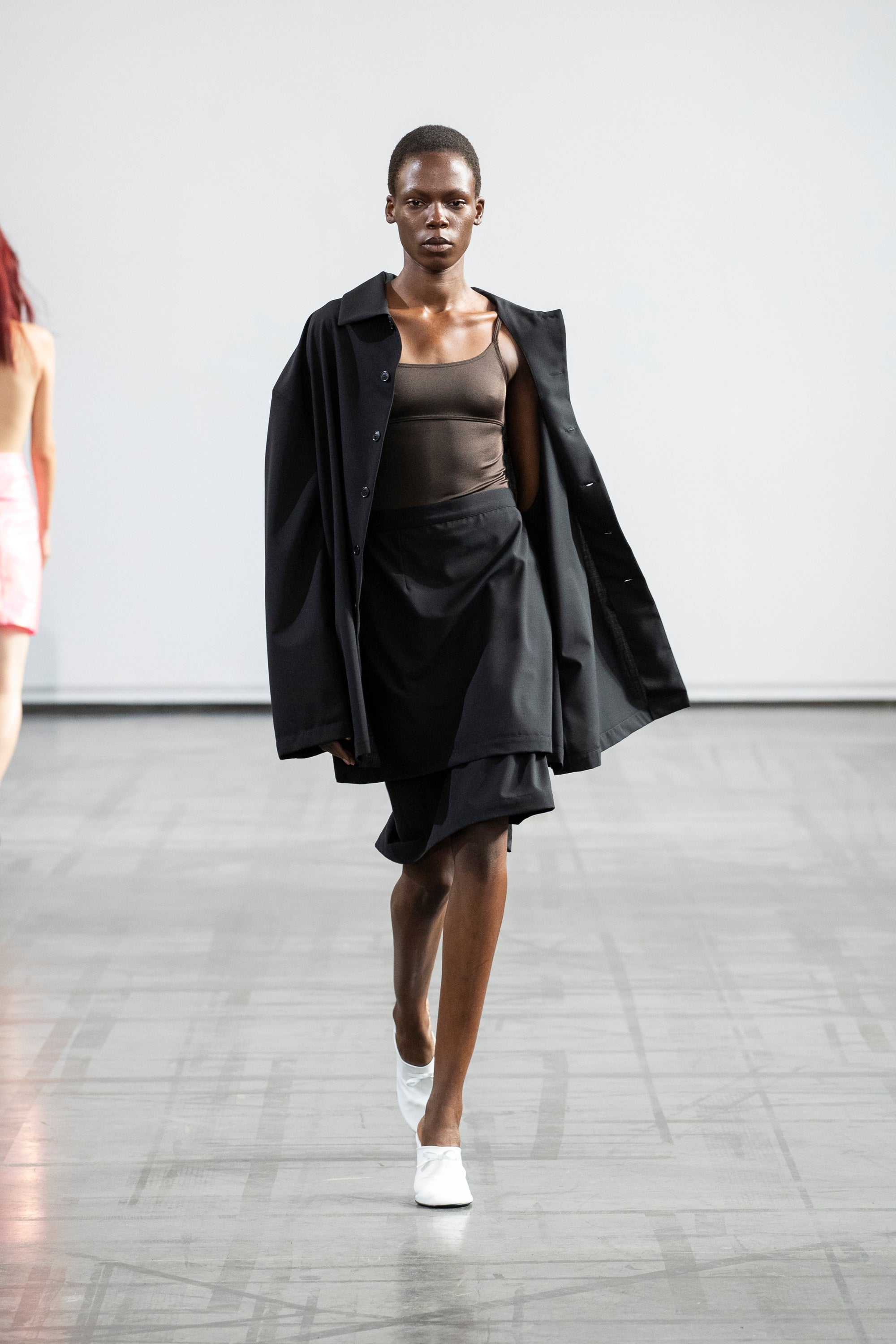 Look 10