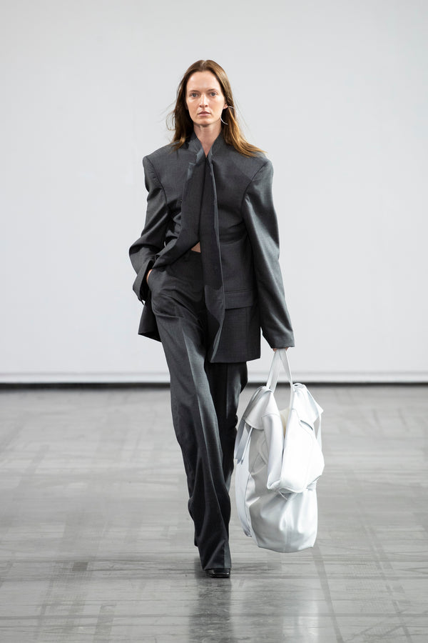 Look 3