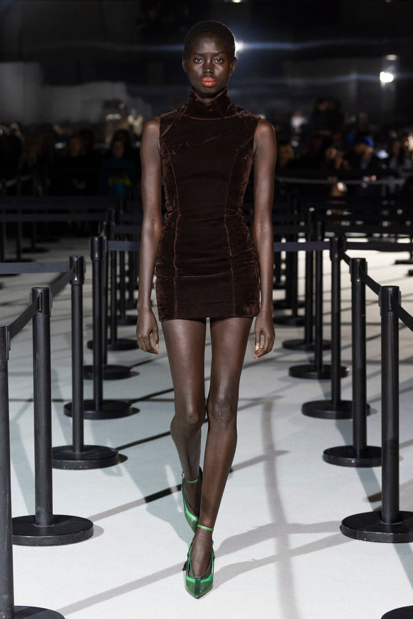 Look 3 