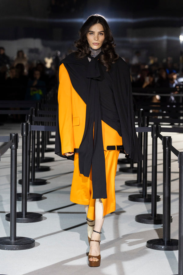 Look 4
