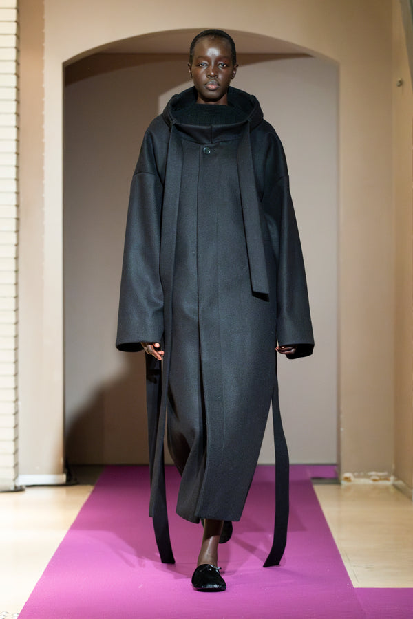 Look 16