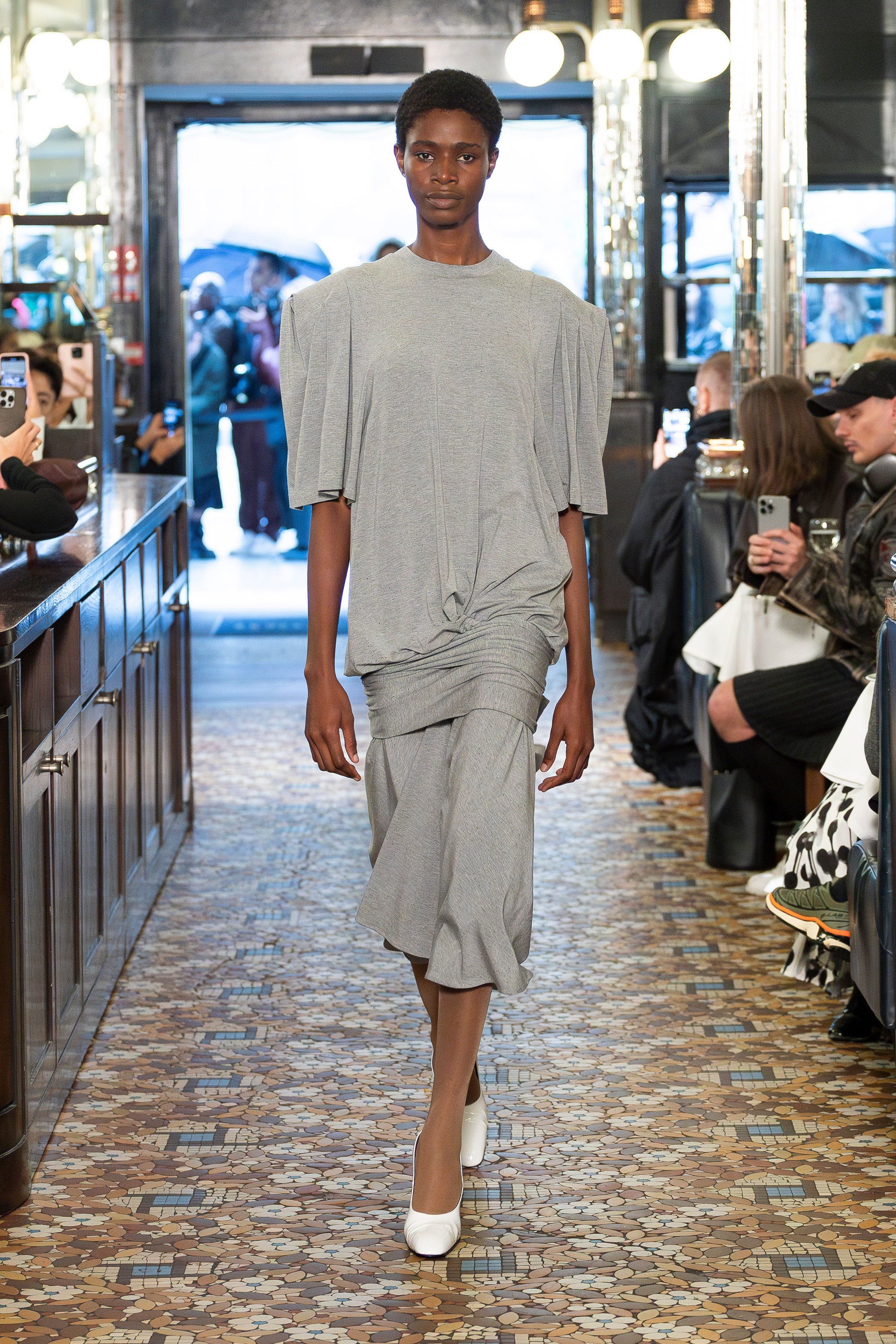 Look 2