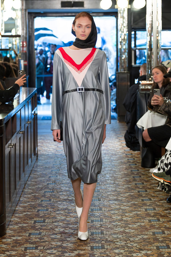 Look 10