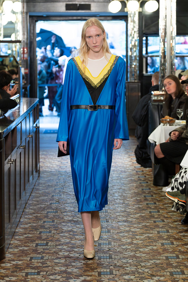 Look 11