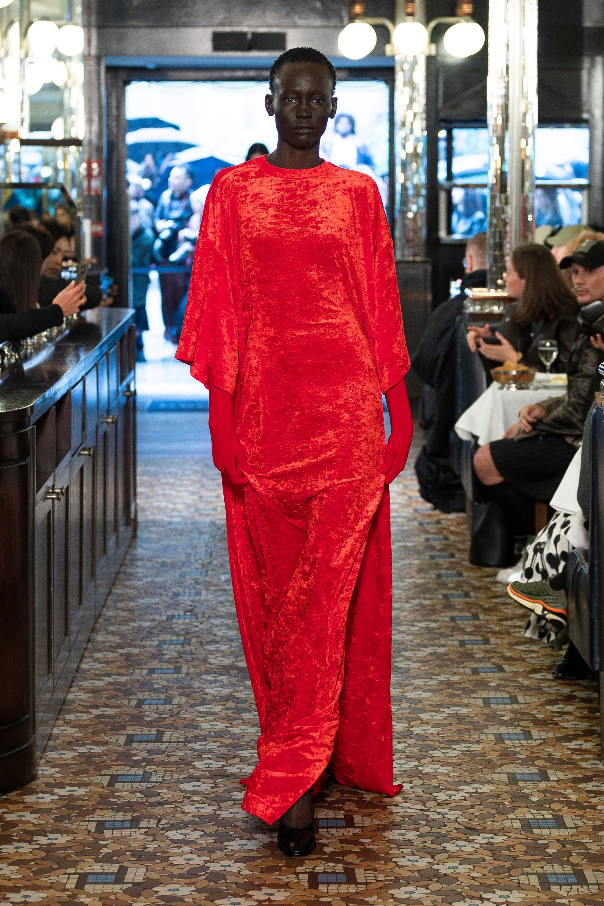 Look 14