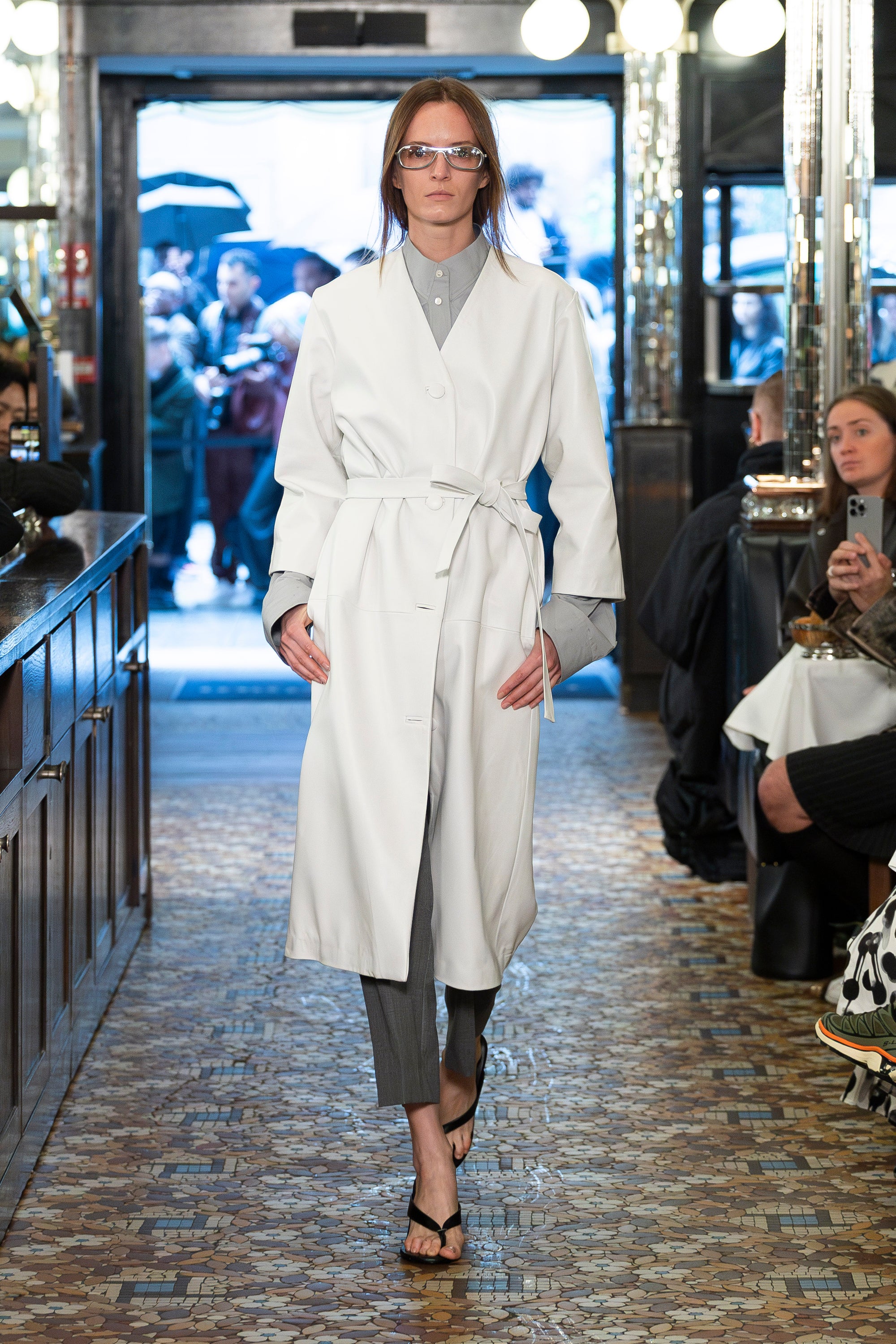 Look 17