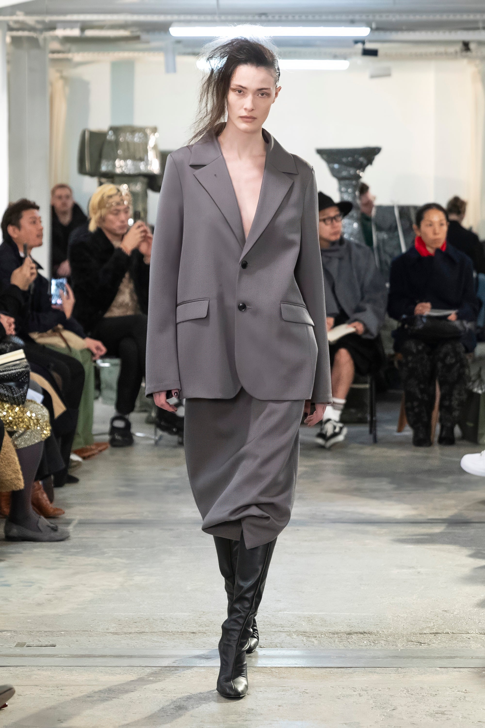 Look 28