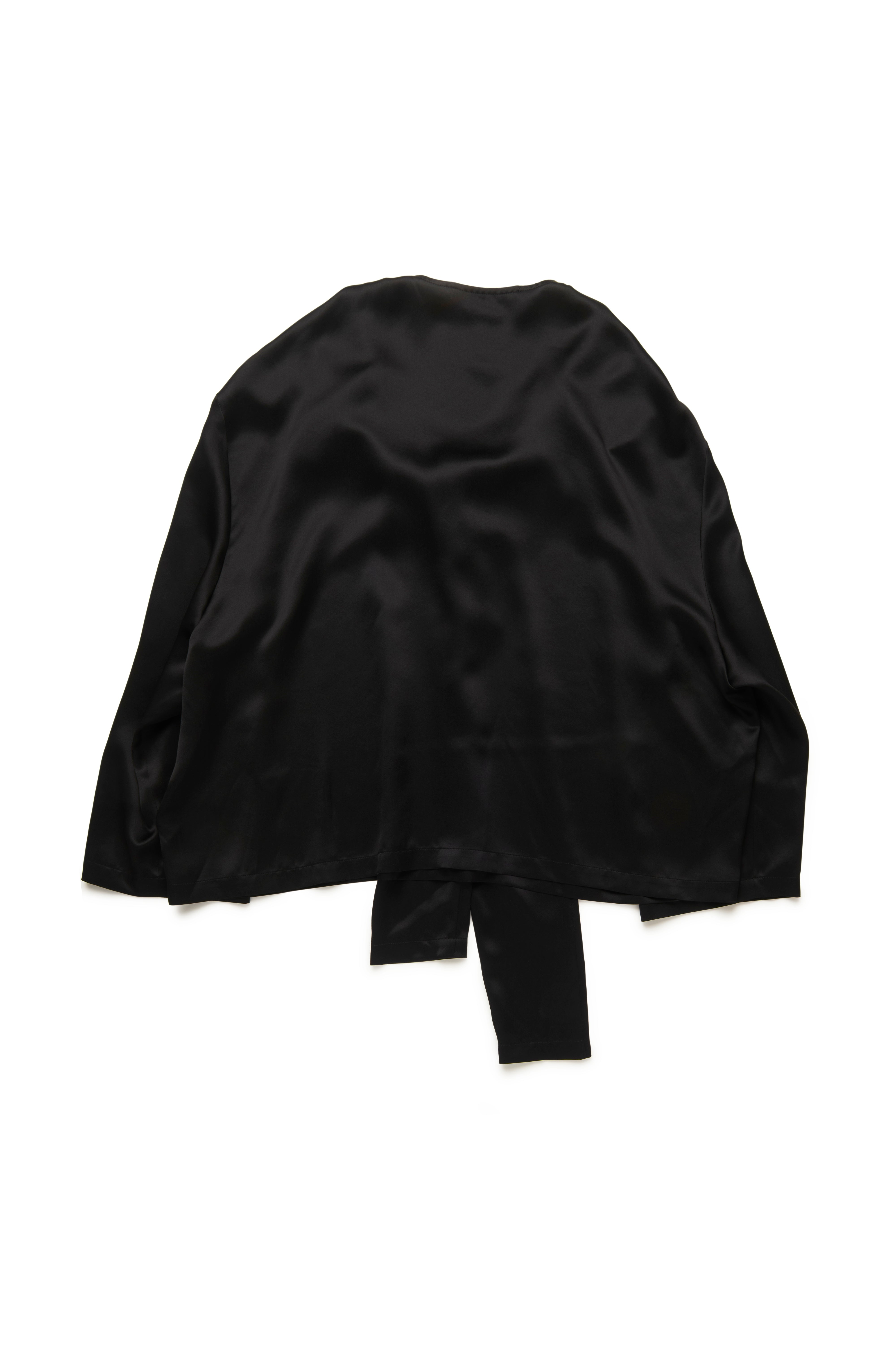 LAVALLIERE TOP