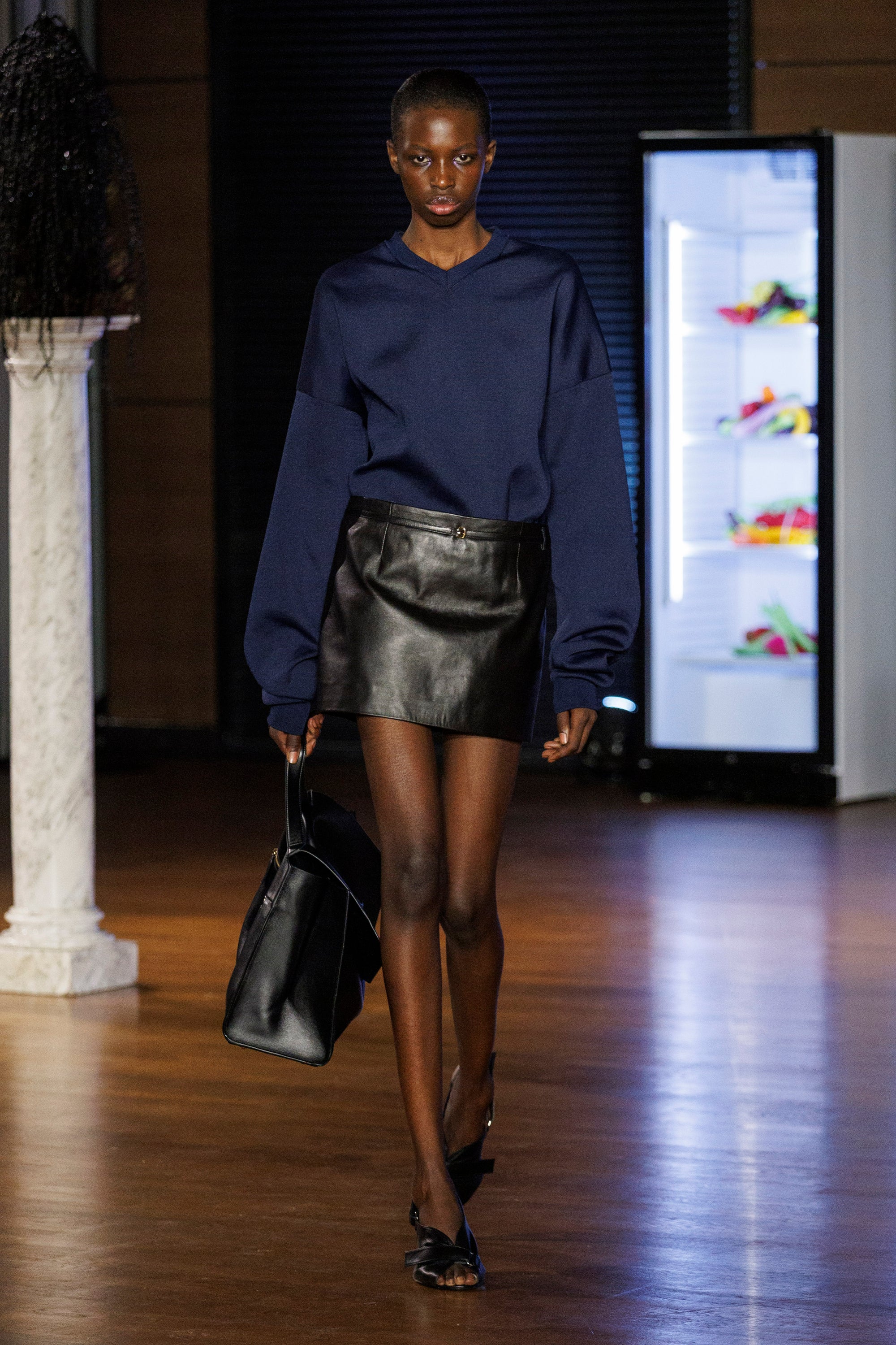 Look 25