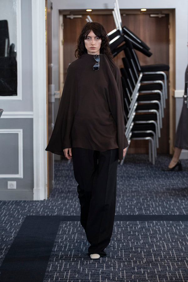 Look 16