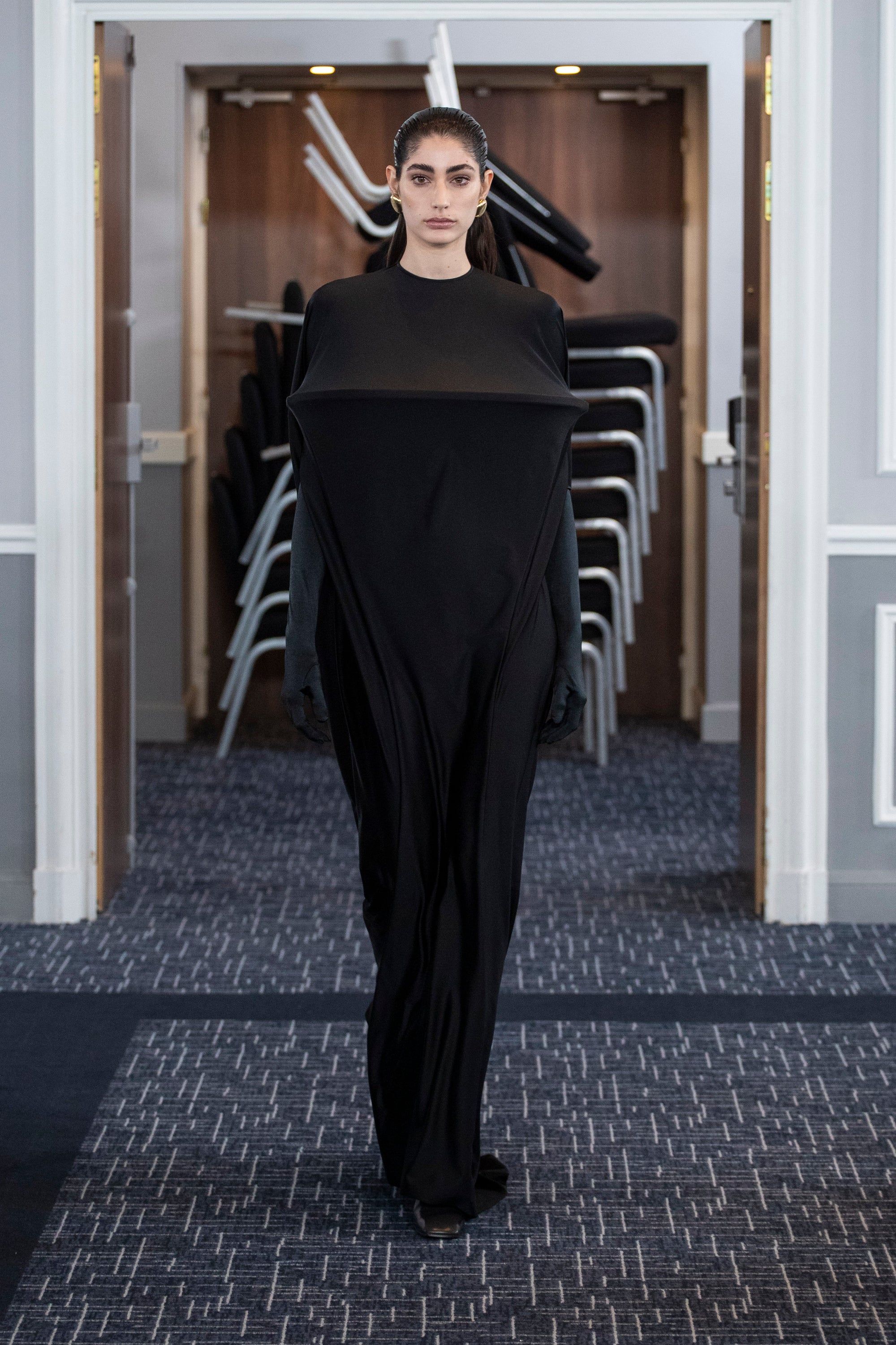 Look 28