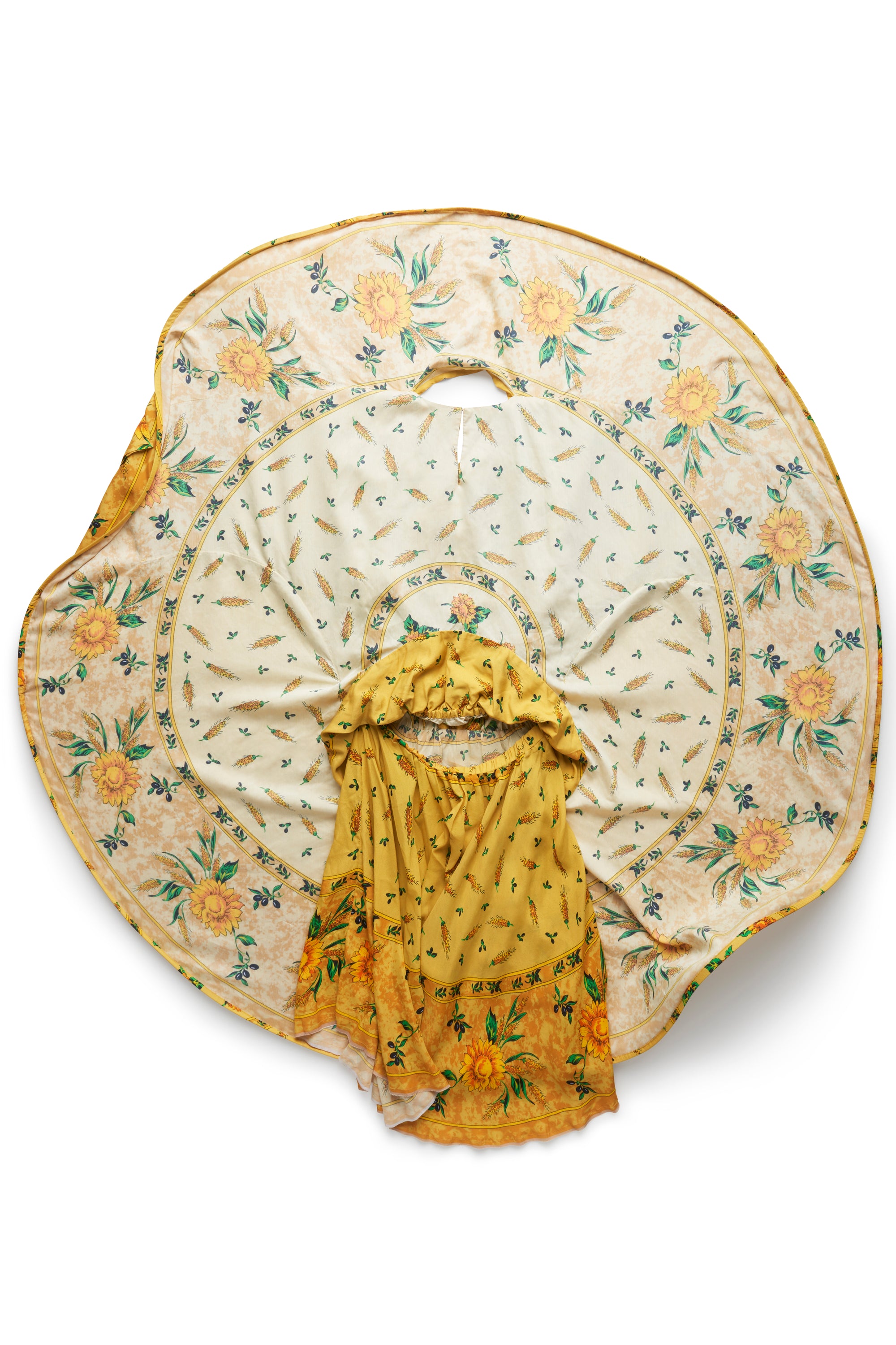 TABLECLOTH DRESS 3